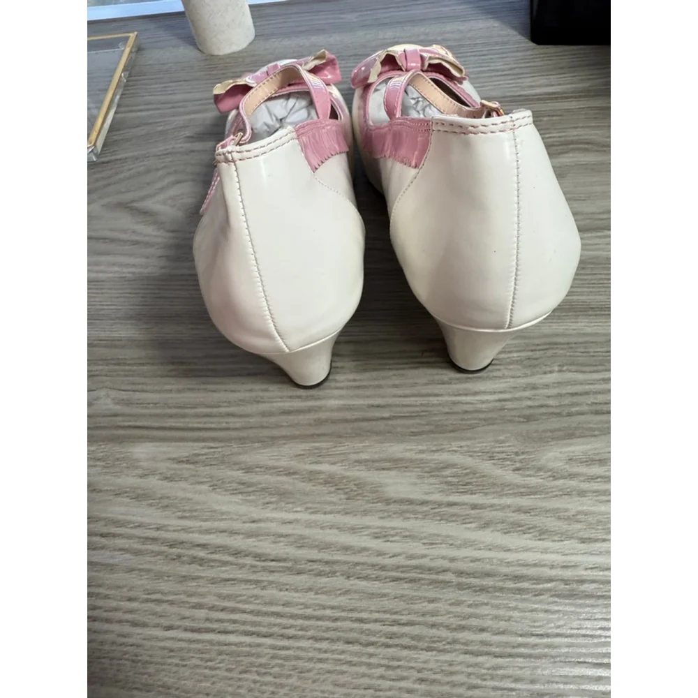 Women's Dola Lovely White Pink Heels Size 10